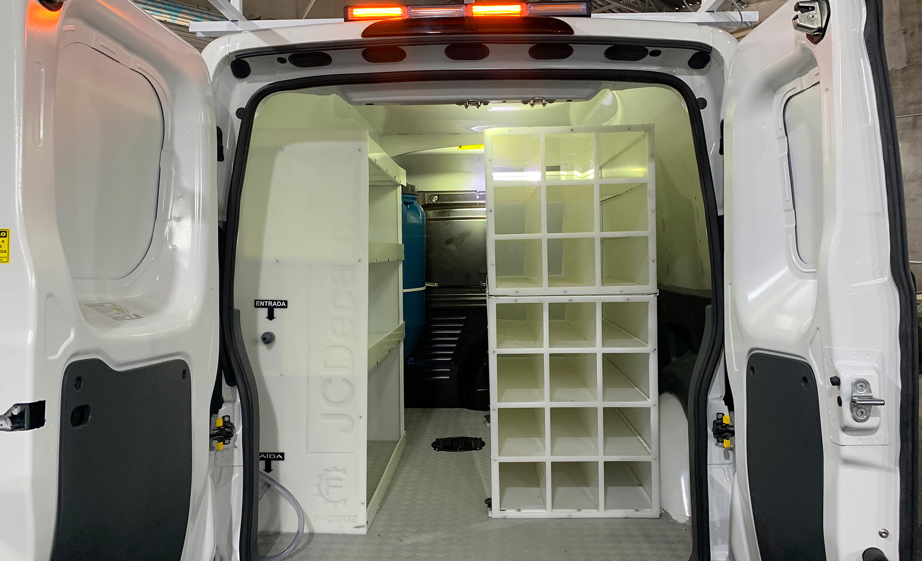 Eco Locker: Organização Inteligente e Sustentável para Veículos de Frota